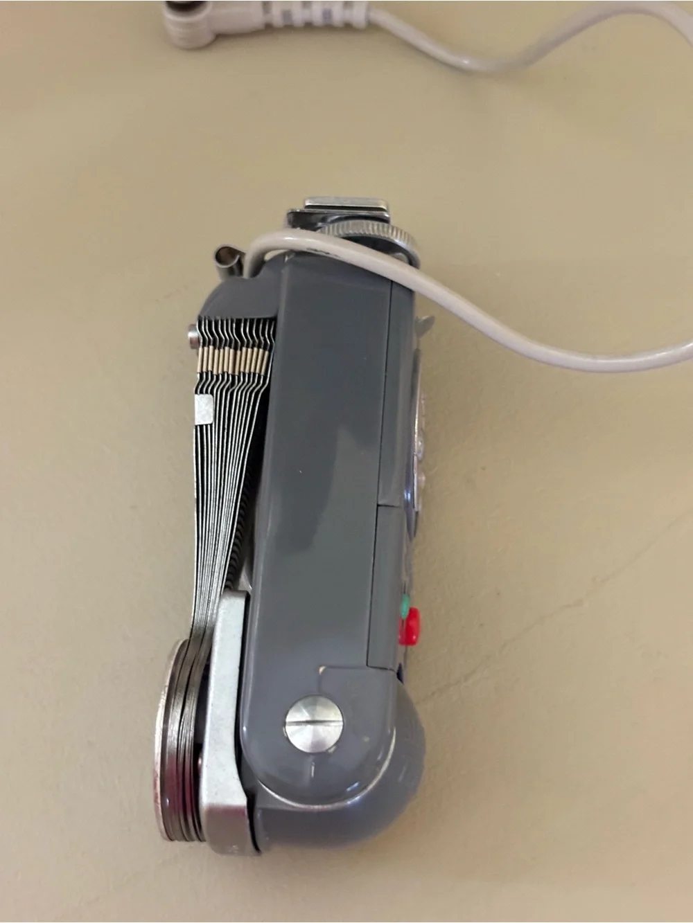 Honeywell Gray Vintage Flash Unit with Gray Case